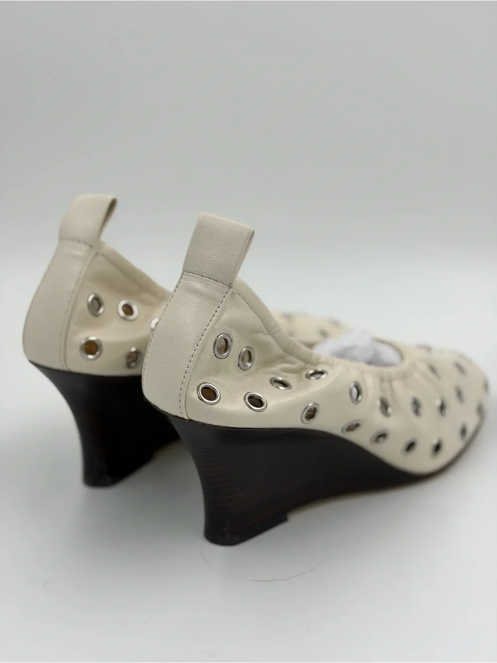 Tory Burch Eyelet Wedge – New Ivory – Size 8 – Worn once